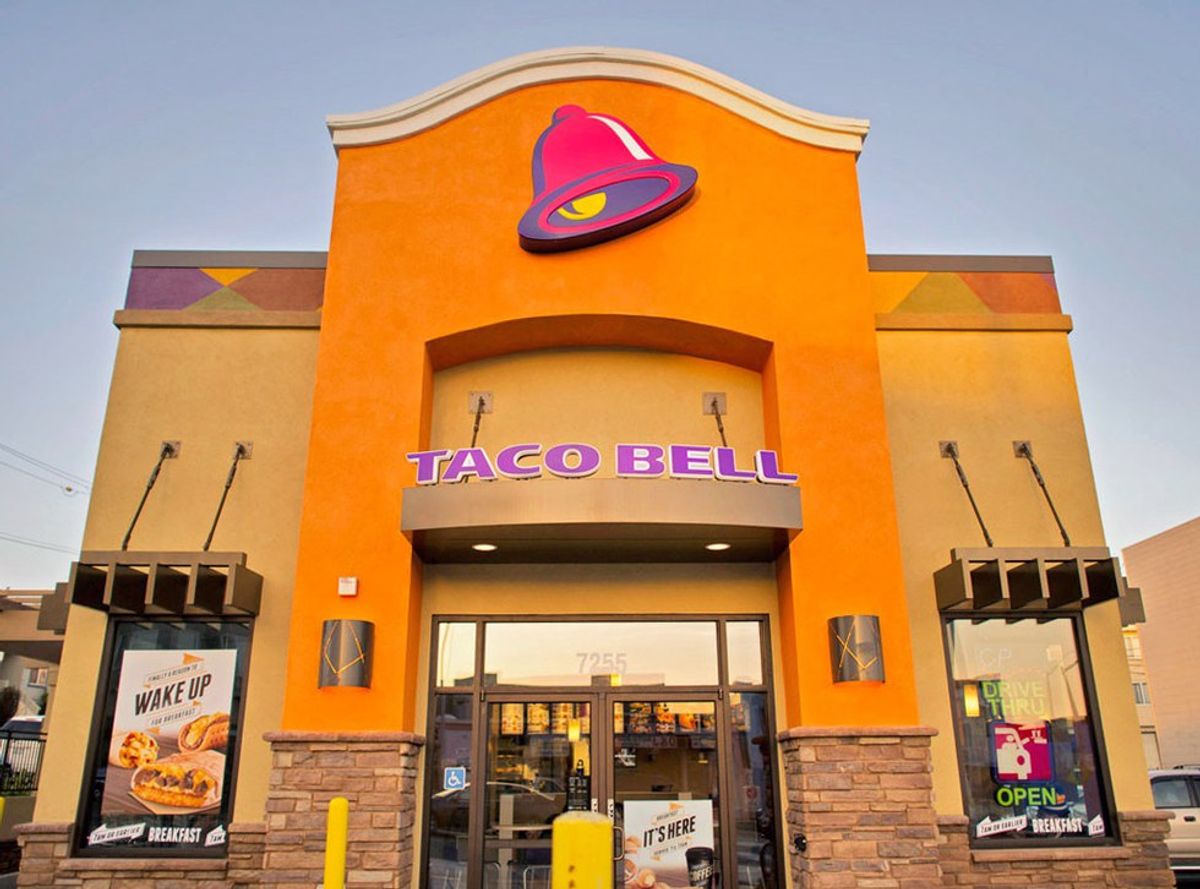 10 Reasons Why Taco Bell Is The Best Fast Food