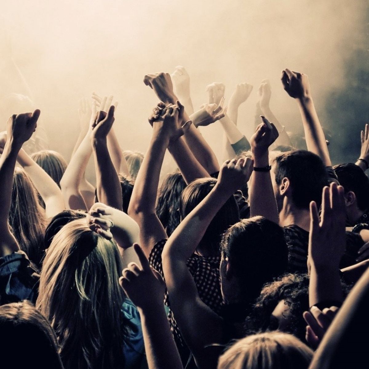 Top 15 Songs You Are Guaranteed To Hear At Any Ohio University Party Or Bar