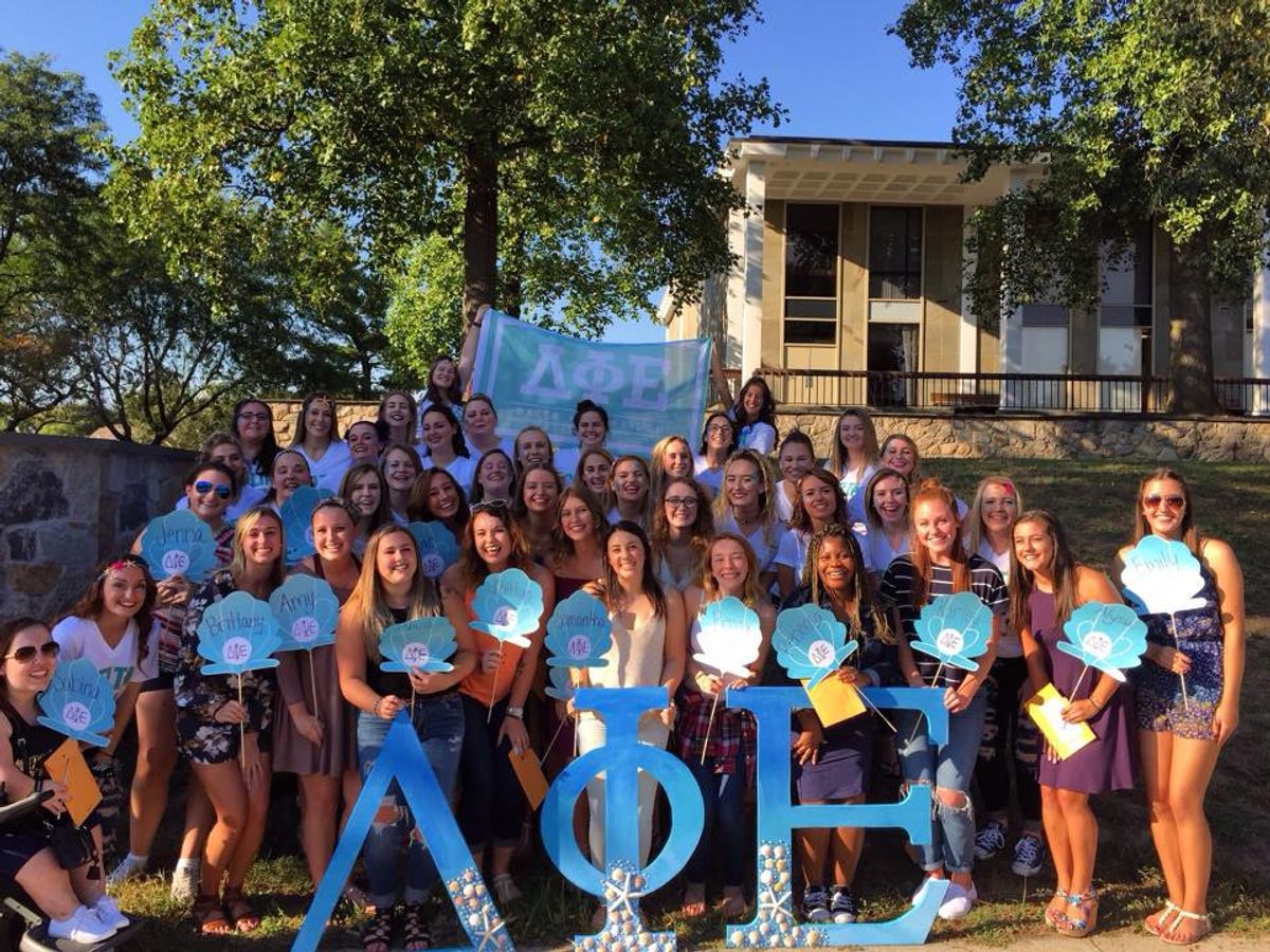 28 Questions To Ask Yourself Before Trashing Sororities
