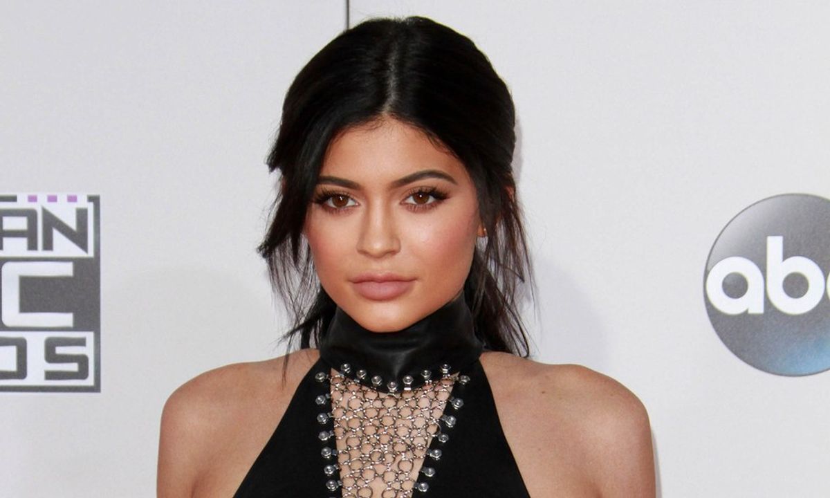 Stop Bullying Kylie Jenner For Being Ugly