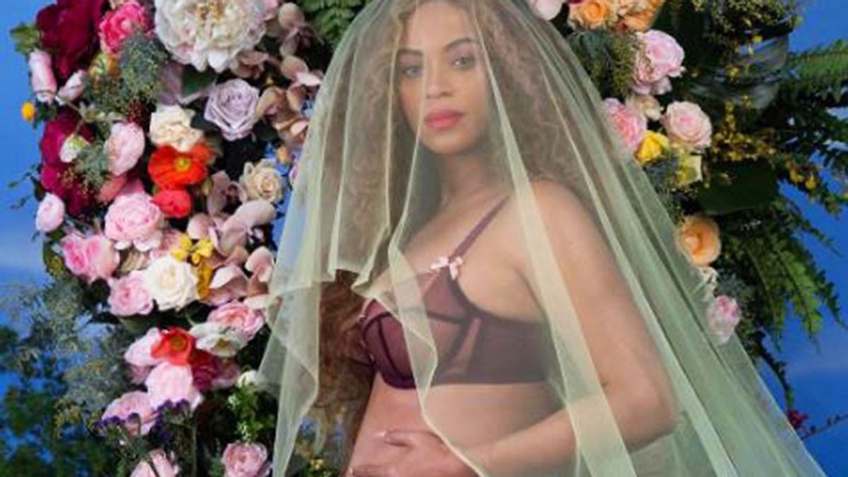 Why Beyoncé’s Pregnancy Announcement is National News