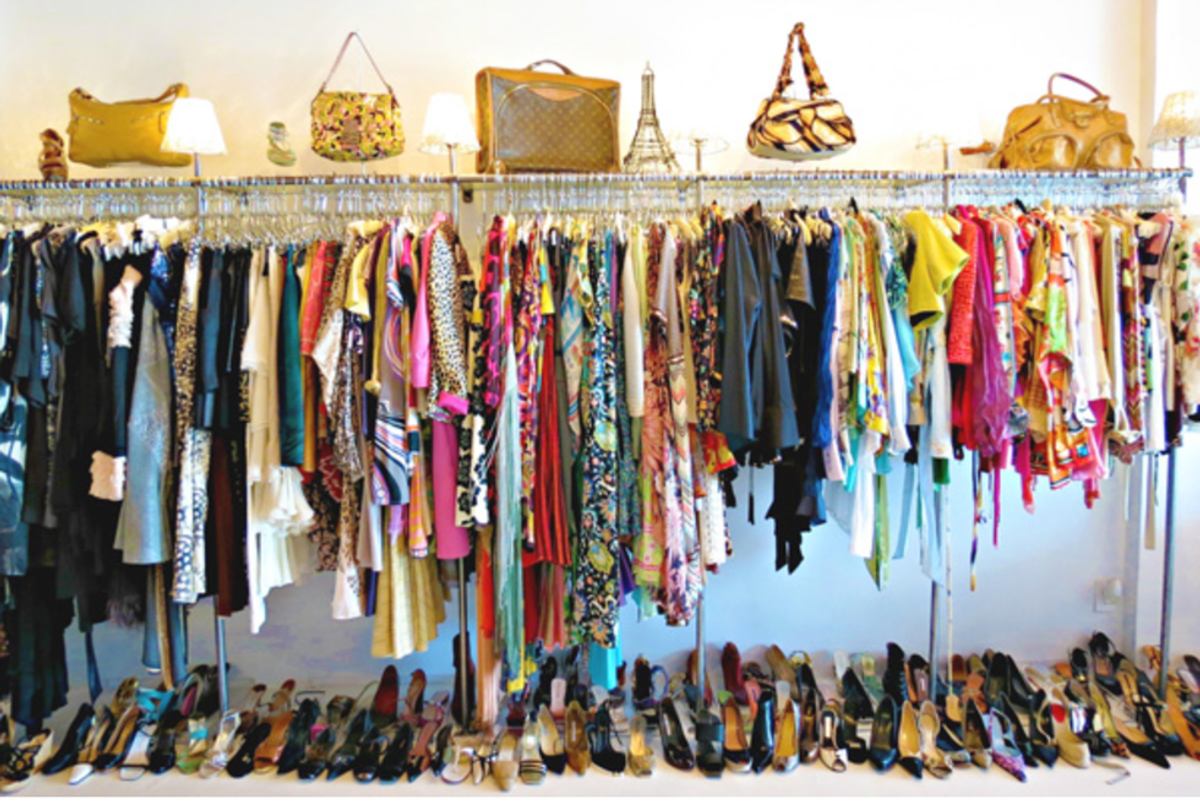 10 Reasons Thrifting Beats Commercial Shopping