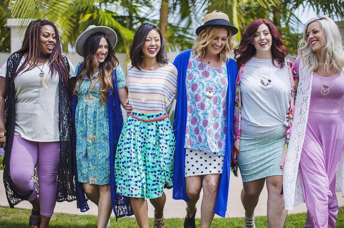 Confessions Of A Lularoe Lover