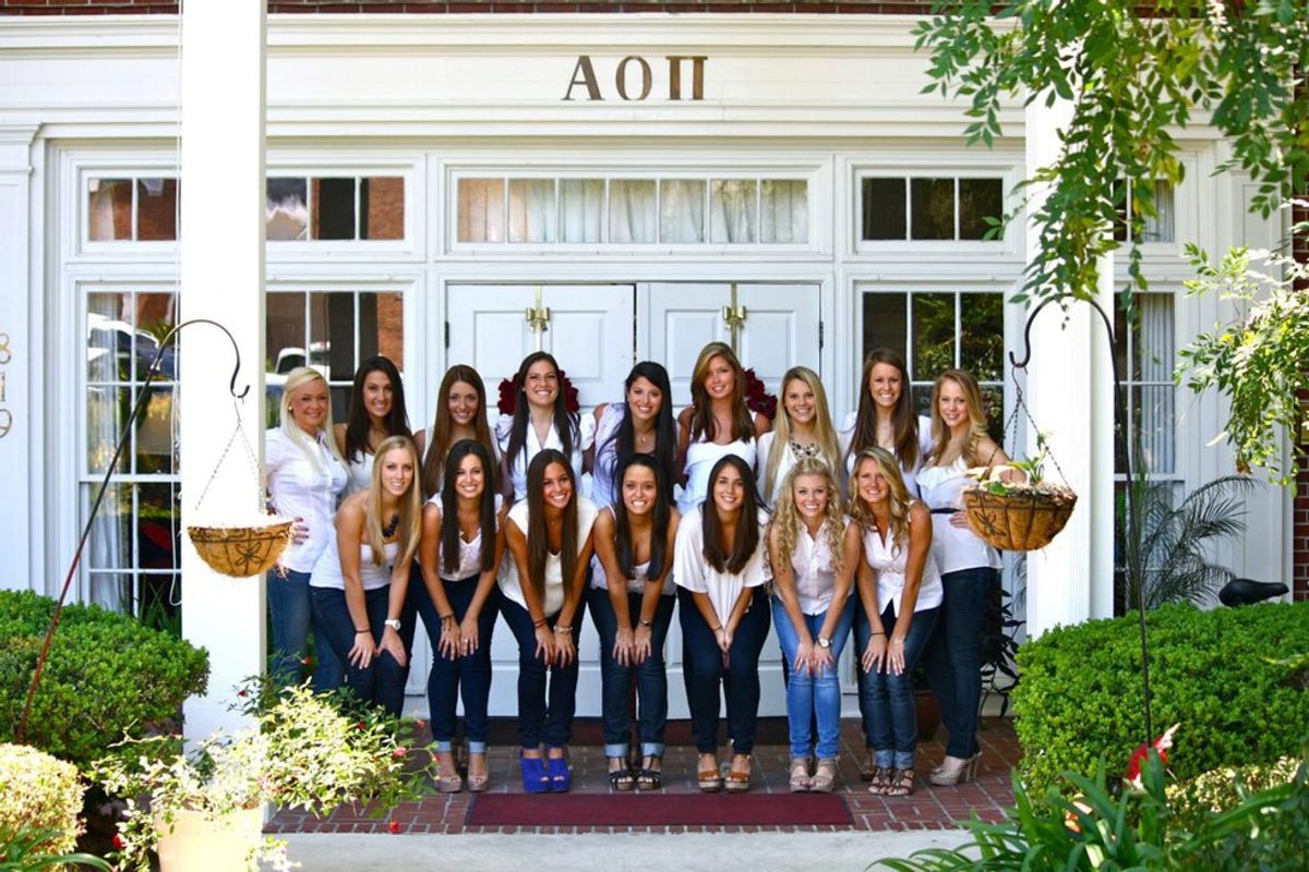 30 Things Every Sorority Girl Knows