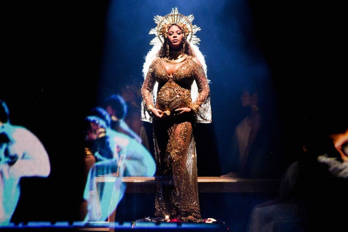 8 Very Real Reactions to Beyonce's Grammys Performance, Told By The Queen Herself