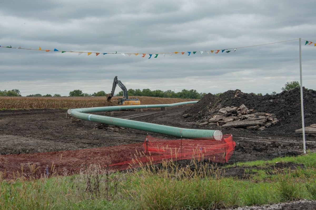 Dakota Access Pipeline Gets Final Green Light