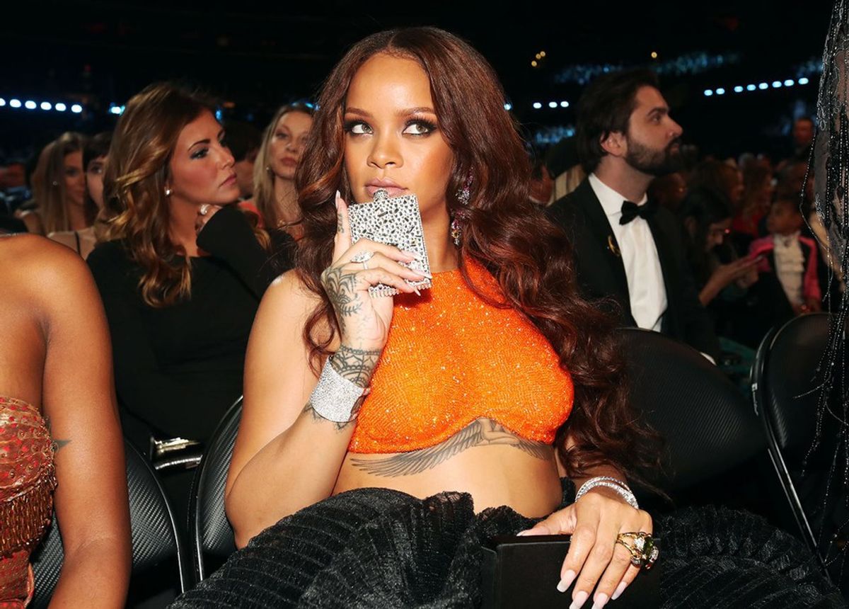 7 Iconic Things Rihanna Did At The 2017 Grammys