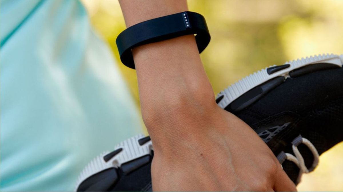 Life Wearing A Fitbit,  As Told By A College Student