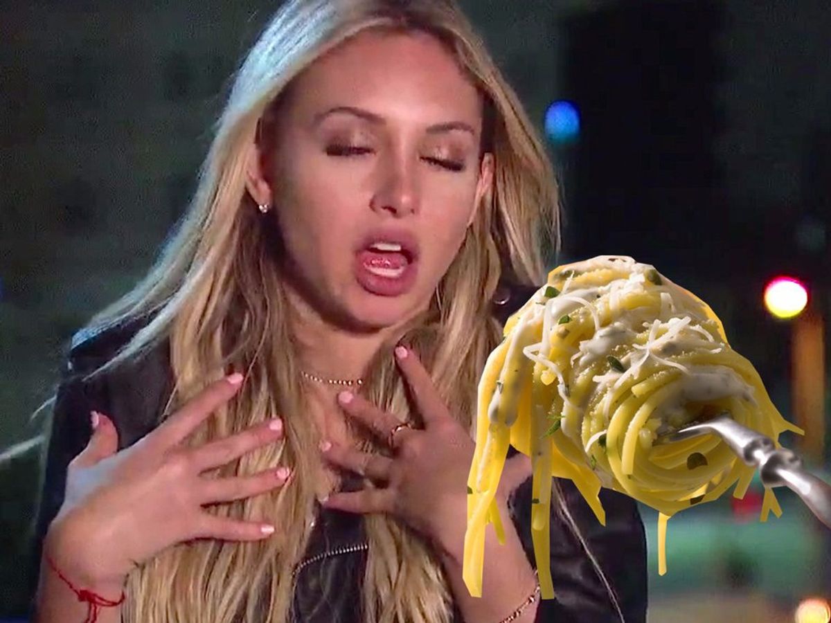 8 Times Corinne From 'The Bachelor' Described The Dining Hall