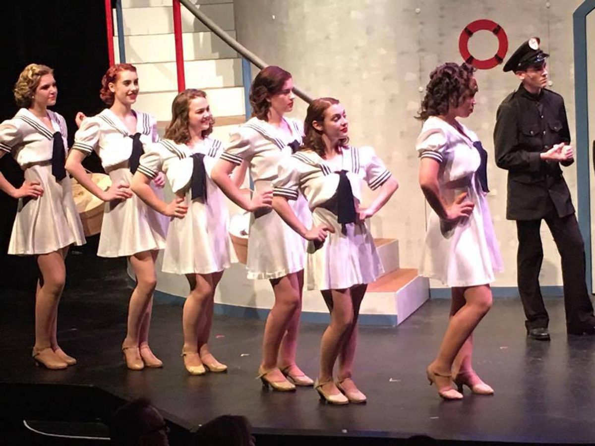 13 Signs You Go To A Performing Arts High School