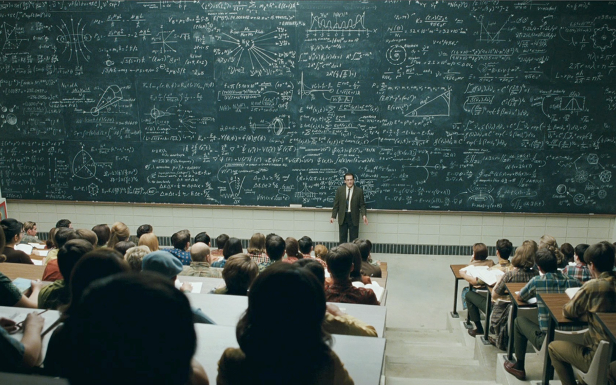 37 Thoughts All College Students Have During Lecture