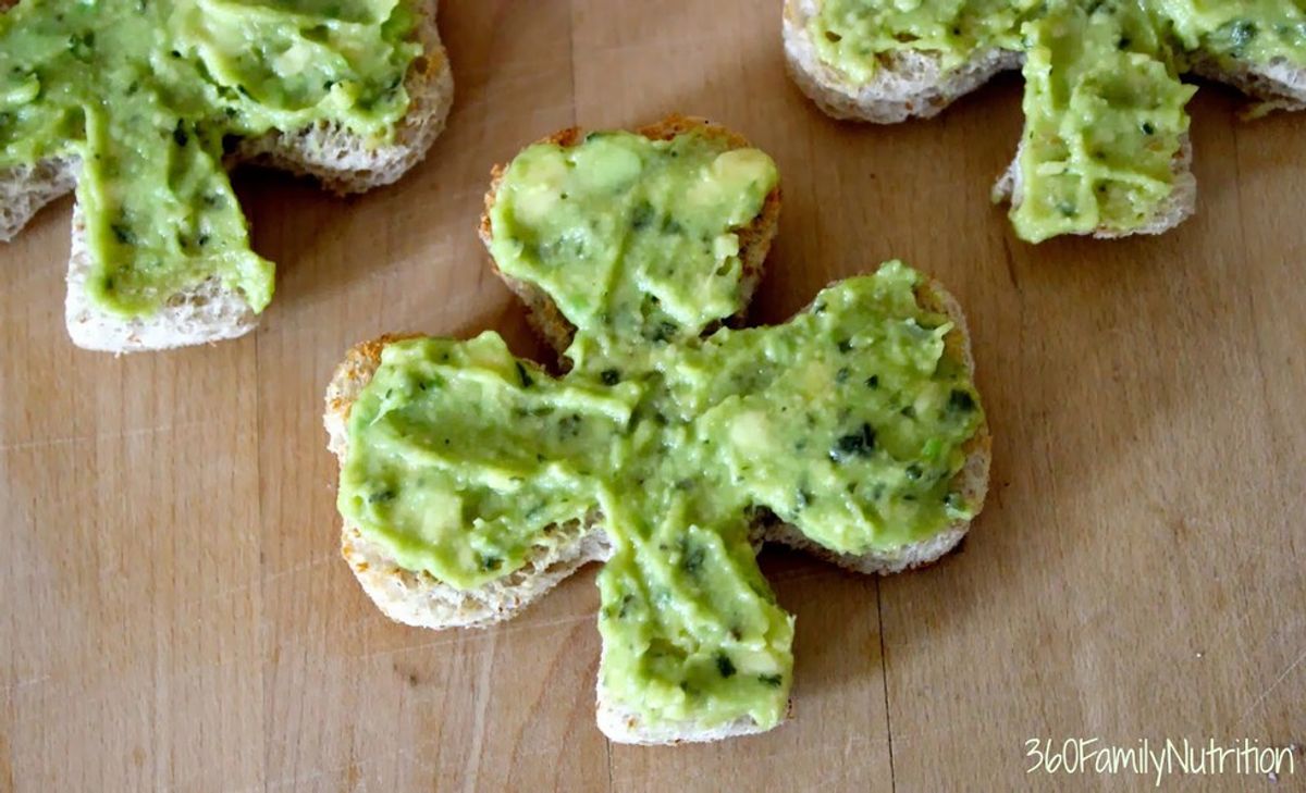 7 "Green & Clean" St. Patrick's Day Snacks