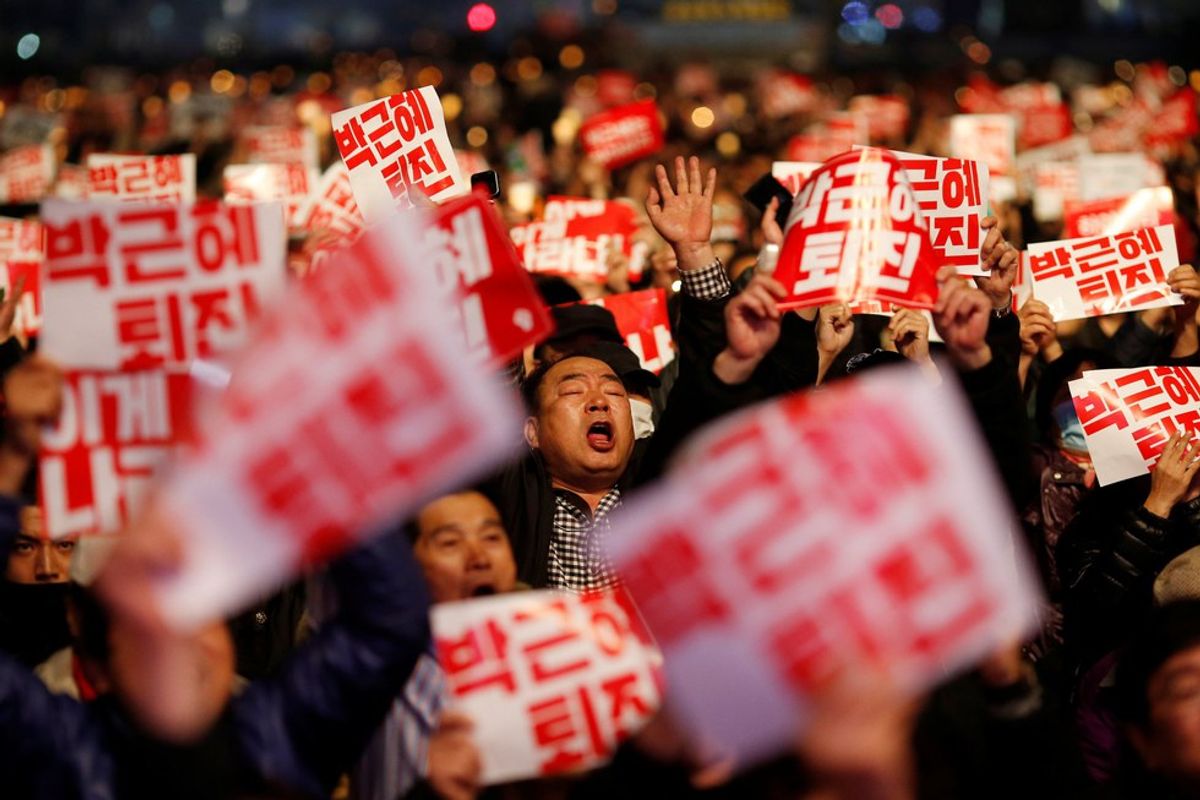 International Politics for Dummies: What’s Going On In South Korea?
