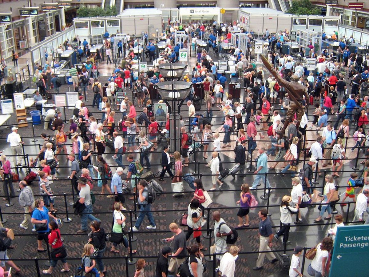 14 GIFs That Describe Airport Struggles Perfectly