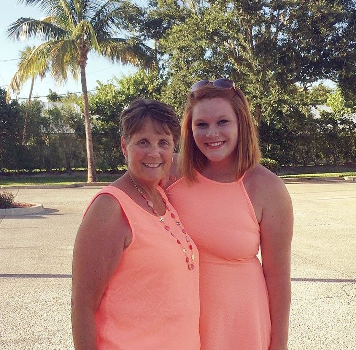 10 Things You Know If Your Mom Became Your Best Friend In College