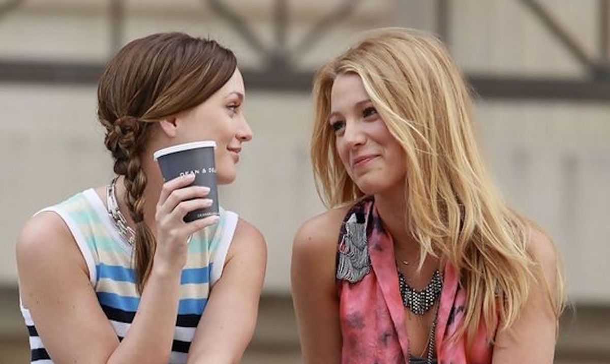 31 Signs You've Forever Found The Brunette To Your Blonde