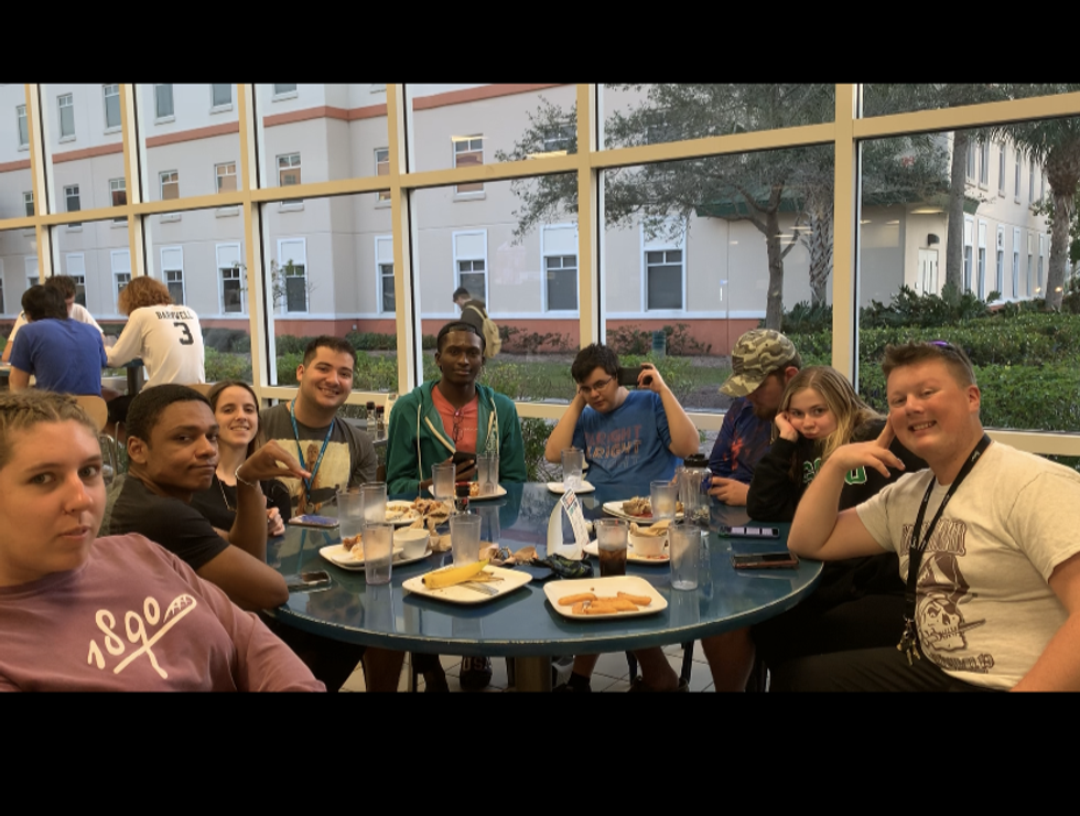 FGCU students eating in a cafeteria