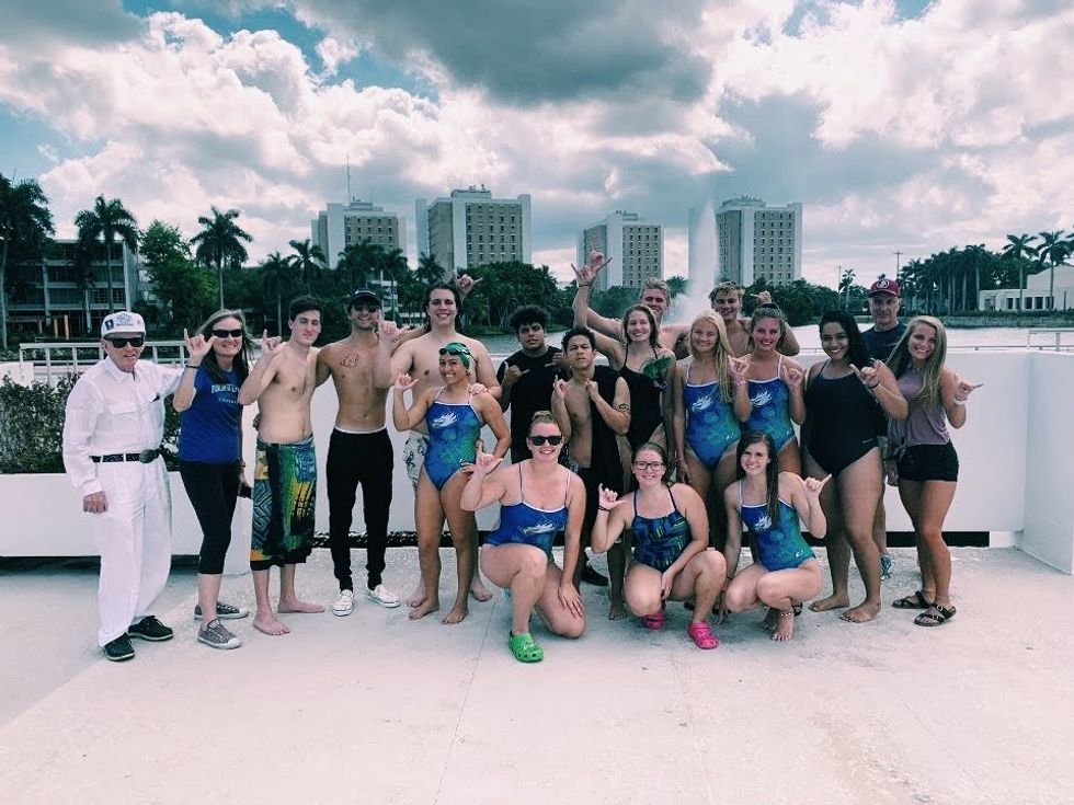 FGCU swim team