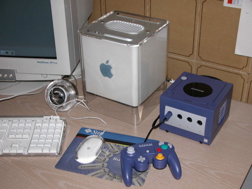 Gamecube and its controller
