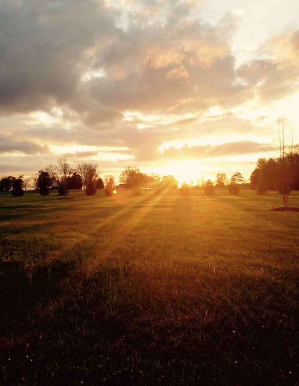 The Biggest Pros And Cons Of Living In A Small Town To Consider When You Desperately Want To Leave