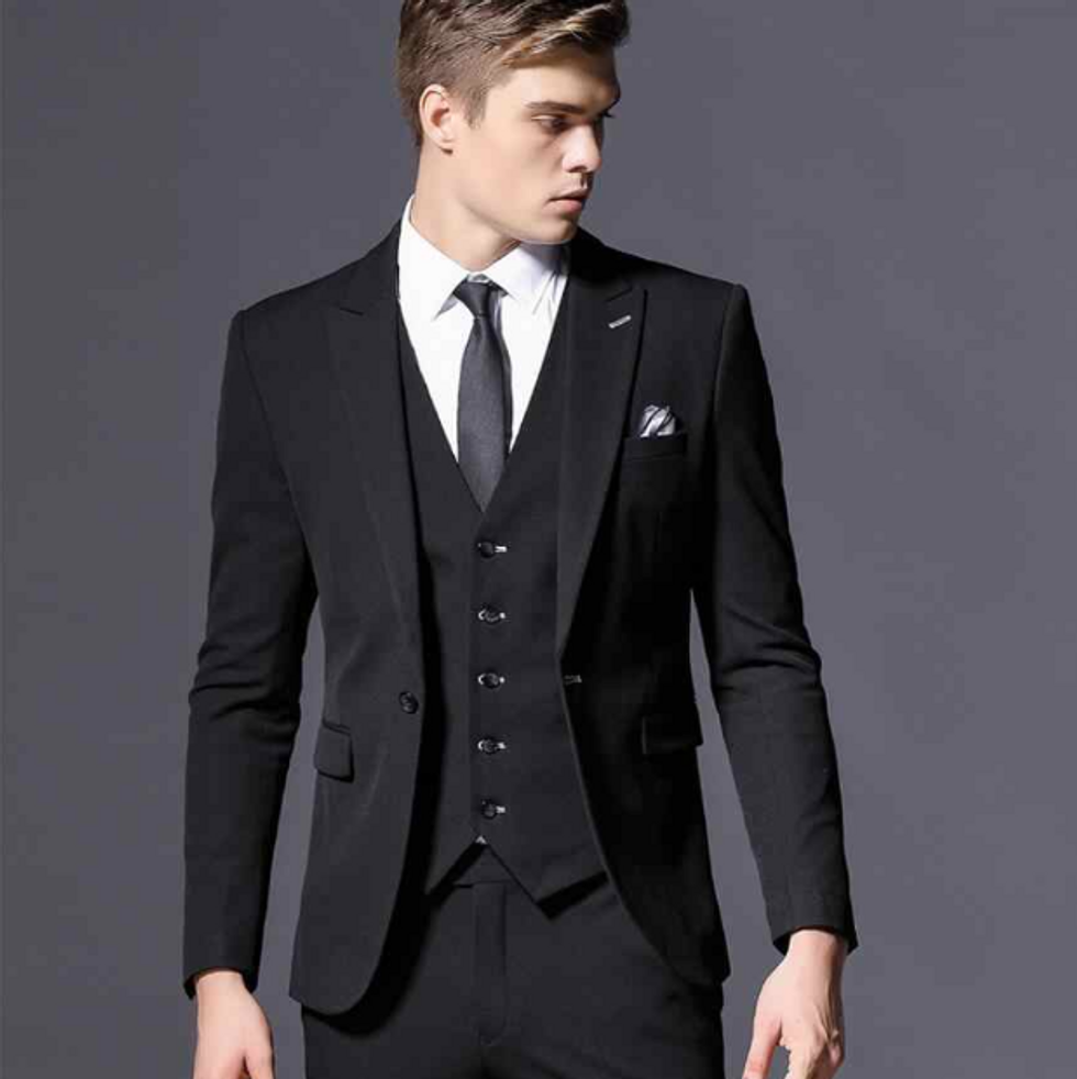 How to choose a wedding suit