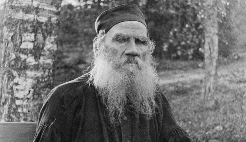 https://cdn8.openculture.com/2014/07/22225828/Leon-Tolstoi-1024x576.jpg