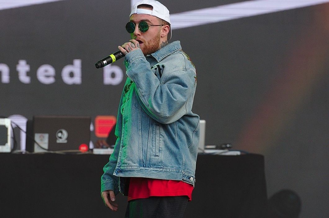https://commons.wikimedia.org/wiki/File:Mac_Miller_(21)_%E2%80%93_splash!_Festival_20_(2017).jpg