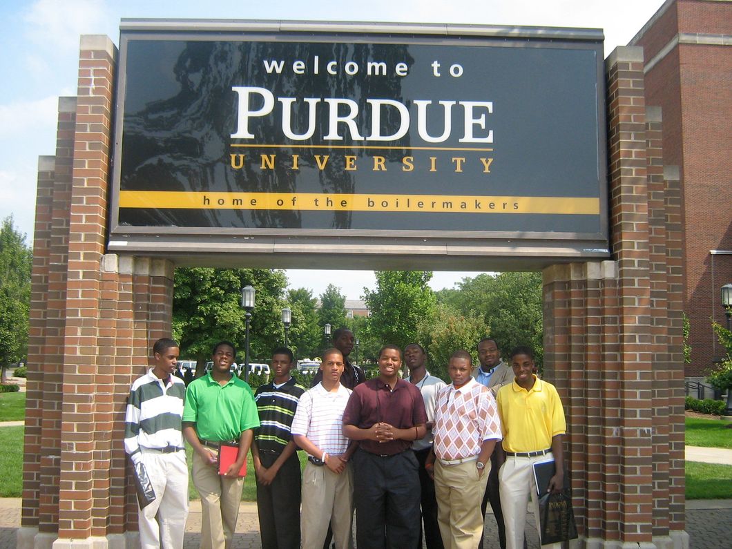https://commons.wikimedia.org/wiki/File:UP_Students_at_Purdue.jpg