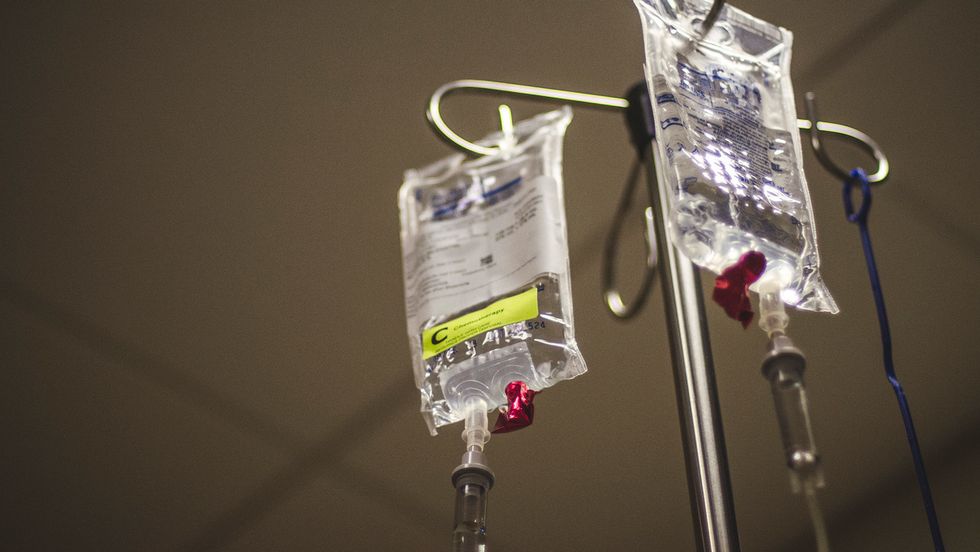 https://media.npr.org/assets/img/2017/03/09/chemotherapy-1_wide-79639e27959b43029c0d071400bcb2c8ba390a85.jpg?s=1400