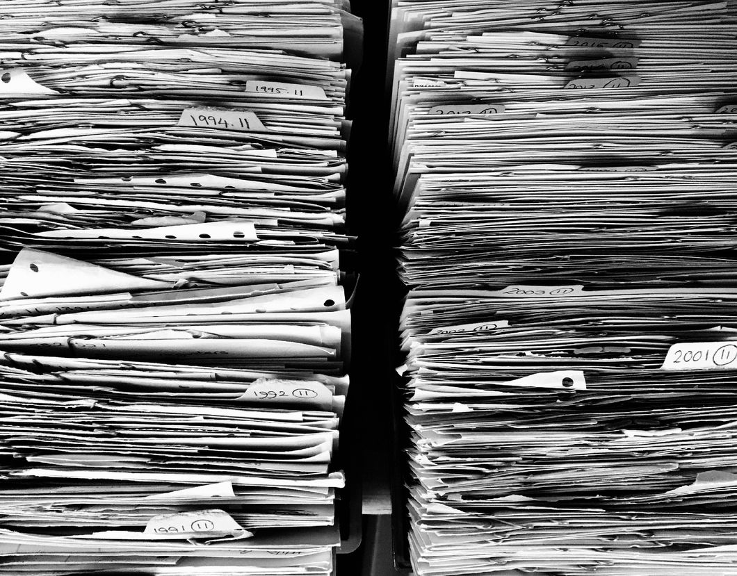 https://pixabay.com/en/files-paper-office-paperwork-stack-1614223/