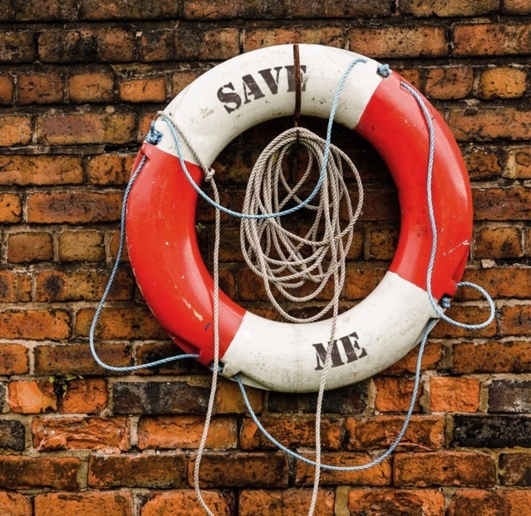 https://pixabay.com/en/life-saving-swimming-tube-save-me-737370/