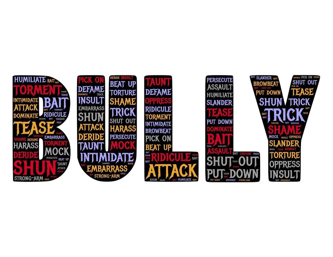 https://pixabay.com/illustrations/bully-attack-aggression-bullying-655659/
