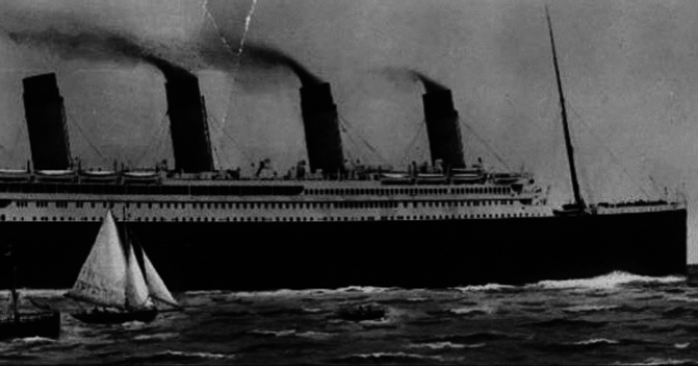 https://social.shorthand.com/TitanicMystery/jCPyIbzzPVc/did-the-titanic-really-sink-or-was-it-olympic