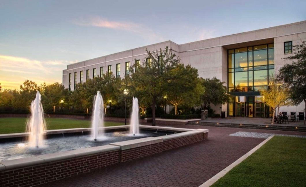https://today.cofc.edu/2015/01/20/south-carolina-historical-society-officially-reopens-colleges-addlestone-library/