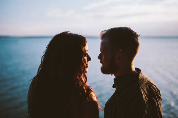 https://unsplash.com/photos/_hFUm0Q5ZNI