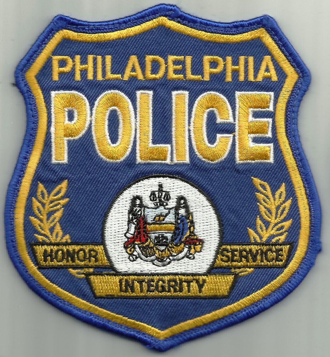 https://upload.wikimedia.org/wikipedia/commons/d/d0/USA_-_PENNSYLVANIA_-_Philadelphia_police_01.jpg