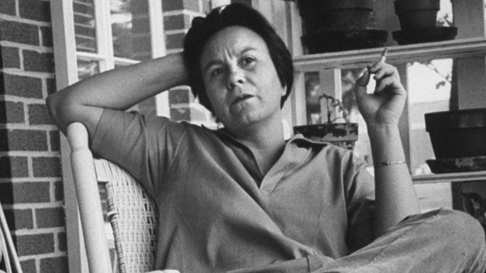 https://www.biography.com/.image/t_share/MTQ1NDY3NDIzNjMyNDAyMTkz/harper-lee---mini-biography.jpg