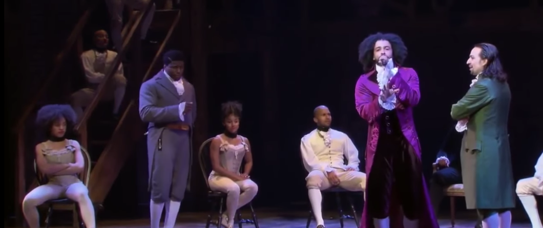 https://www.facebook.com/HamiltonMusical/photos/a.1081836668509876/1081836535176556/?type=3&theater