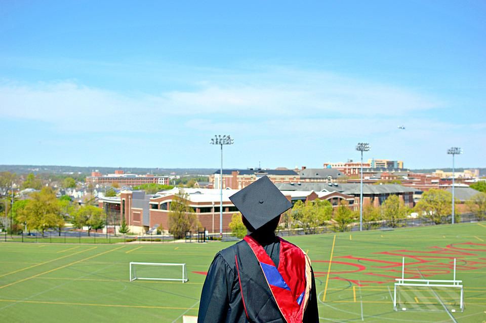 https://www.maxpixel.net/University-Graduation-Sky-College-Graduate-Summer-6049418