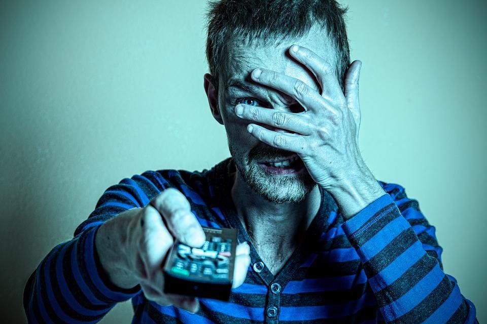 https://www.maxpixel.net/Watching-Watching-Tv-Remote-Man-Scared-Horror-Tv-5892134