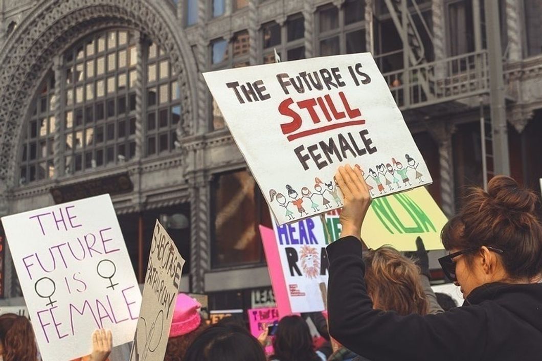 https://www.maxpixel.net/Womens-March-Women-2018-Feminist-Feminism-March-3422243