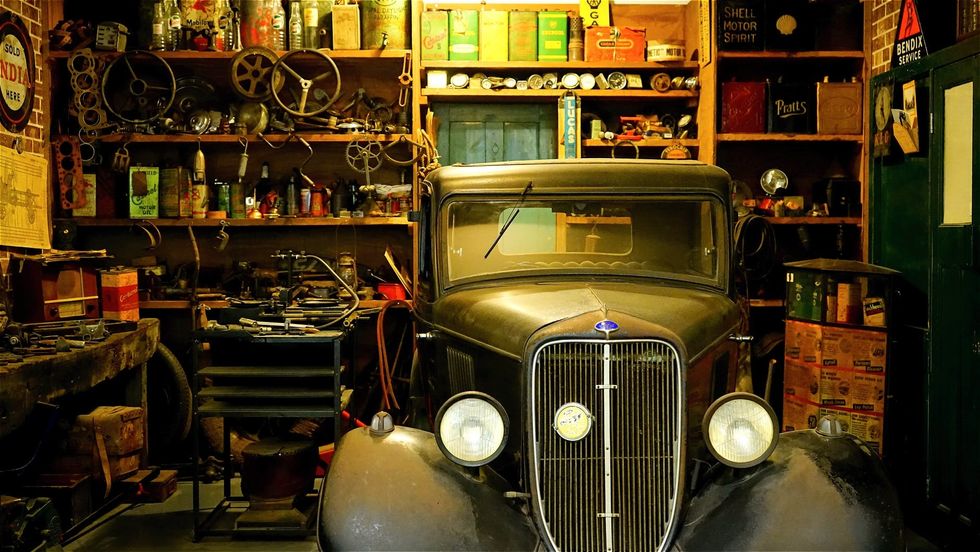https://www.pexels.com/photo/automobile-car-car-repair-classic-190537/