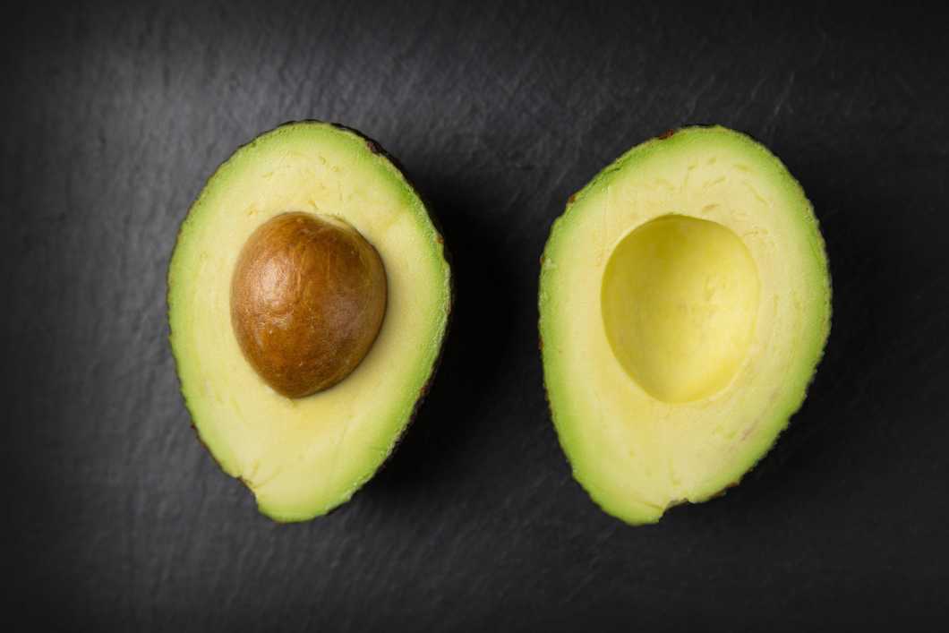https://www.pexels.com/photo/avocado-close-up-colors-cut-557659/