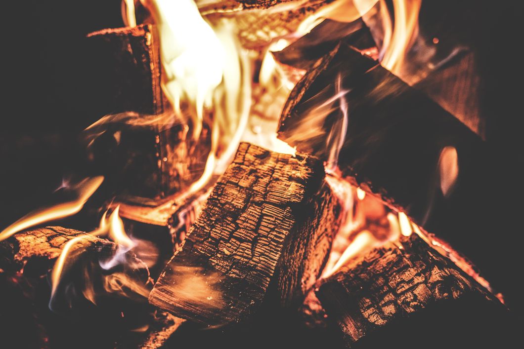 https://www.pexels.com/photo/focus-photography-of-a-ignited-firewood-167701/