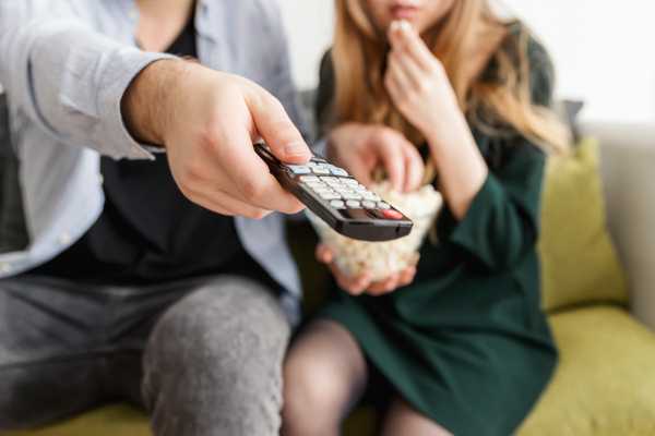https://www.pexels.com/photo/man-holding-remote-control-1040160/