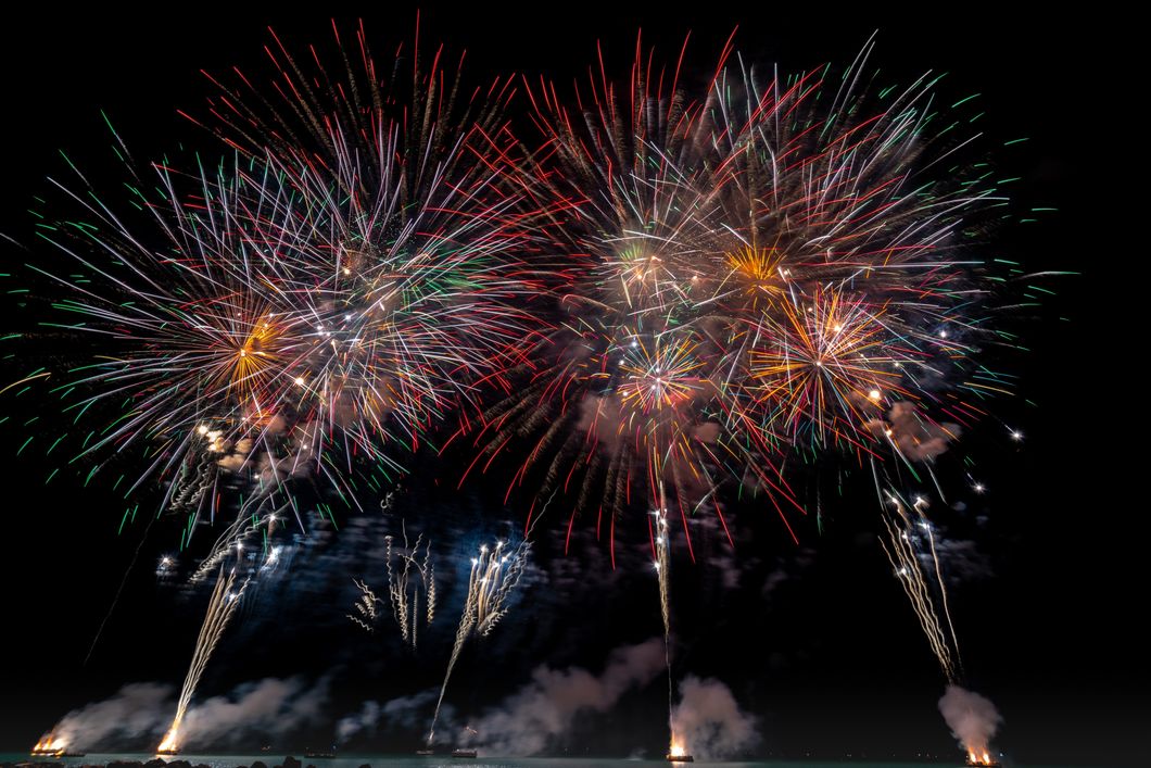 https://www.pexels.com/photo/multicolored-fireworks-on-night-sky-1573724/