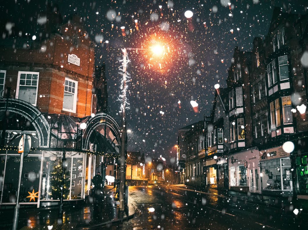 https://www.pexels.com/photo/rain-of-snow-in-town-painting-730256/