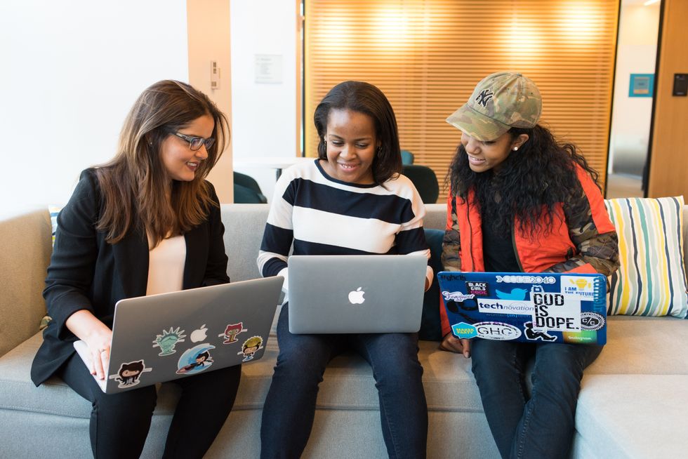 https://www.pexels.com/photo/three-woman-in-front-of-laptop-computer-1181233/