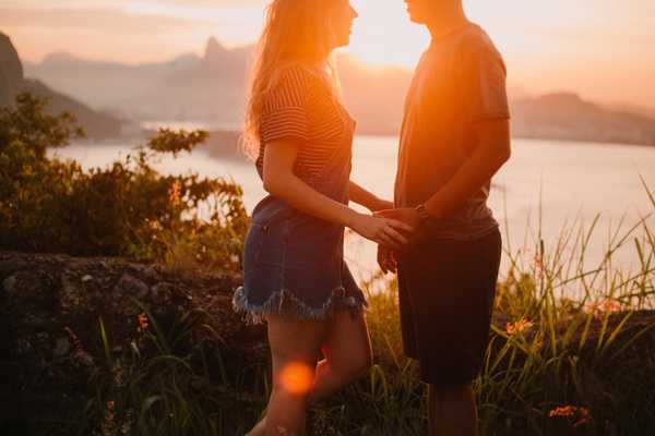 https://www.pexels.com/photo/woman-holding-a-man-s-hand-1247746/