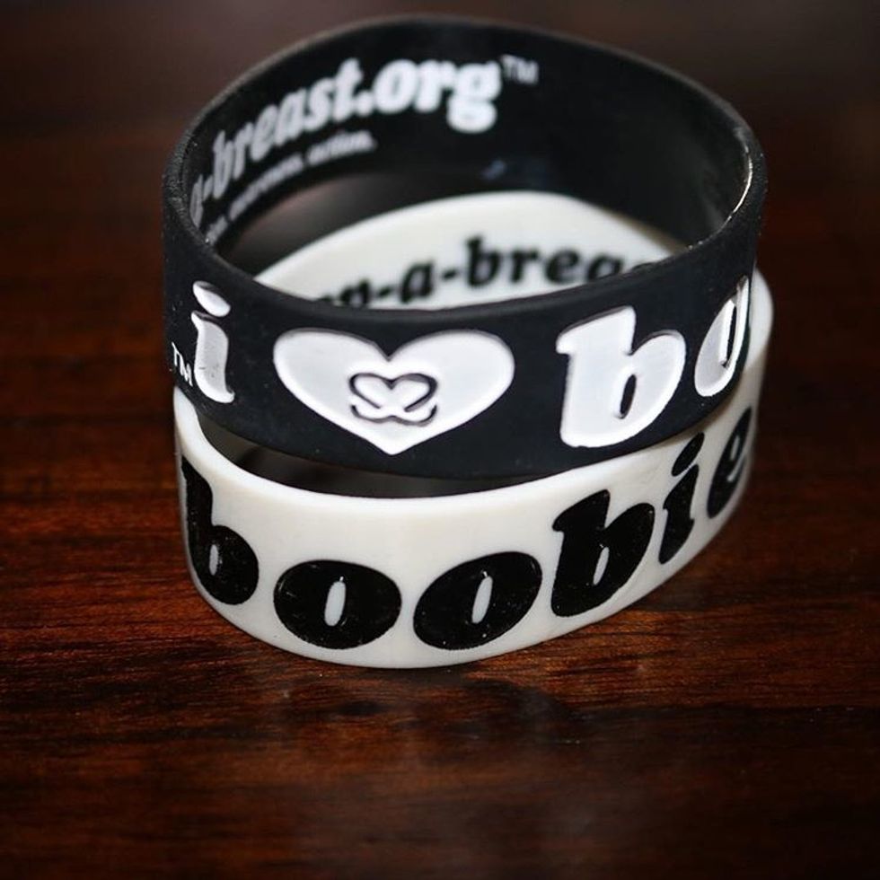 i heart boobies bracelet